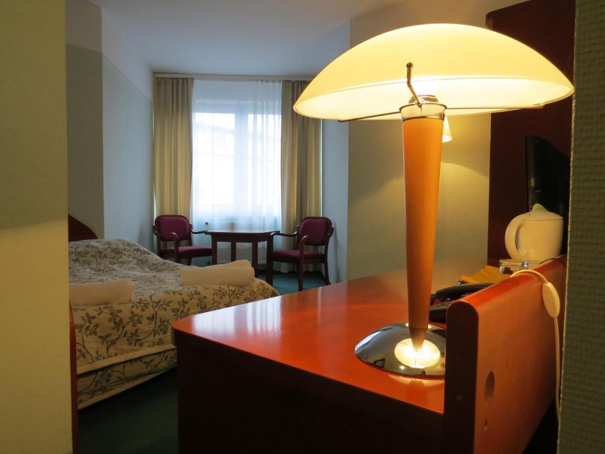 Elekt Czaplinek Hotel Exterior photo